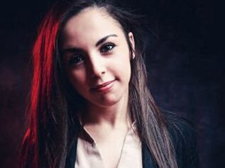 Missbrunette
