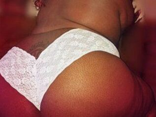 MistressSynnKnox