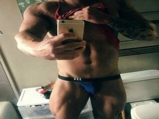 MusclesFlexed