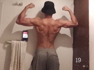 Matiasmuscle19