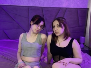 Maxineandbeatrix