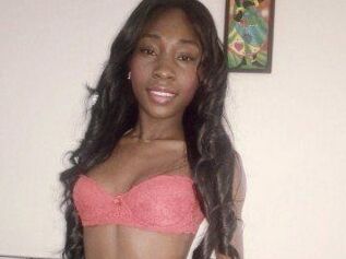 Melaniex_belle