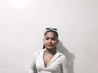 Mialovee23