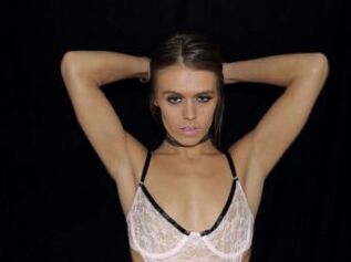Modelangelicaxo