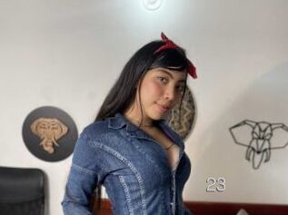 Nakarilee23