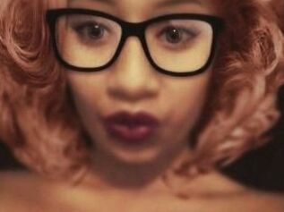 NaomiPlayGirl