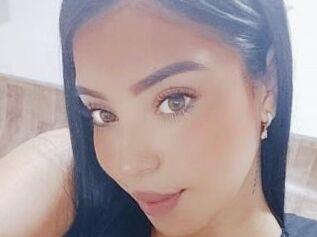 NatachaClose