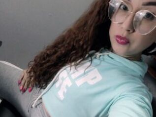 Nikky_Aniston