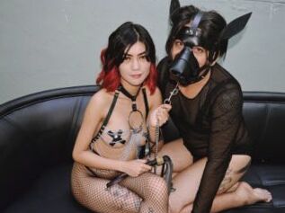 Noah_and_Carina