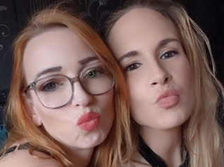 Naomifriends