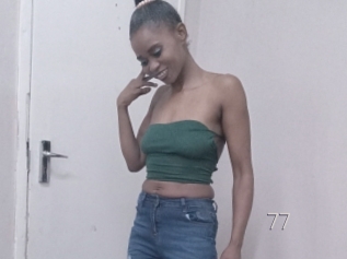 Naughtyluux77