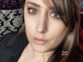 Nikkibanxx20