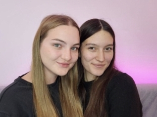 Oliviaandmary