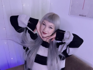 Onlyemilia