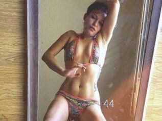 Rachel44
