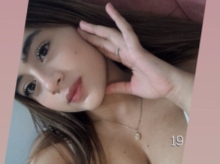 Roxannacute19