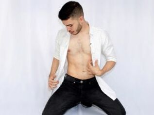 SCOTT_MACKALL