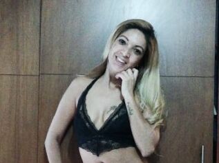 Samantha_Crus