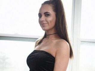 Sarah_Crawford