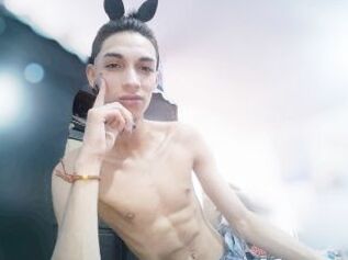 Sebas_Queen