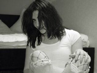 Sensual_Laurette