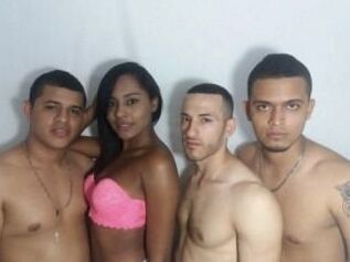SexxyGirlAndThreeBoys