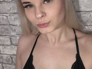 SexyAliceBuzz_