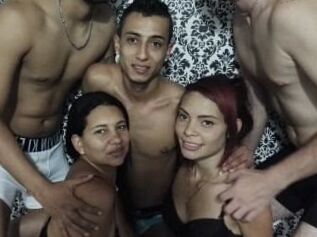 SisStarsFivesome