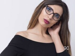 SonyaSweetLips90