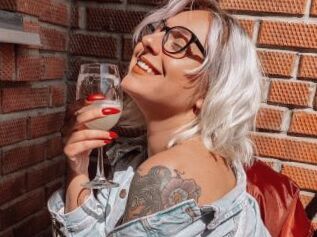 Sonya_Wine