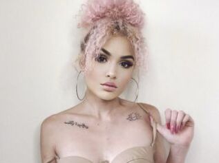 Stasia_Velvet