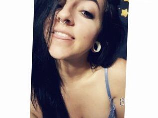 Sweet_Naomi8