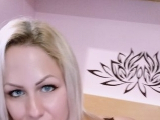 SweetTinaxxx