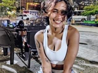 Sarahottgirl69