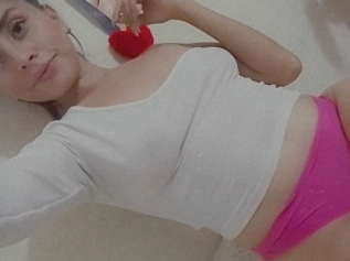 Scarlettqueeen