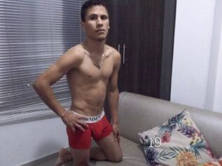 Sexyguy19
