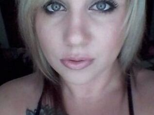 Short_tan_blonde