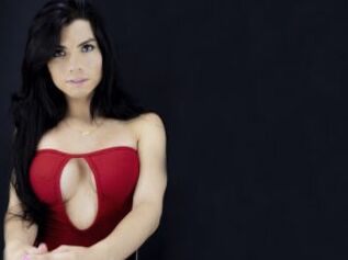 Sofysexytranny