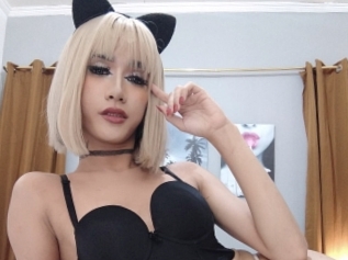 Stephanieglow