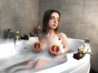 TiffanySparkless