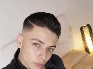 Tom_latin