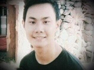Ur_Asian_Young_Studxx