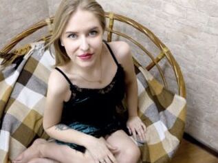 UrBlondieLADY