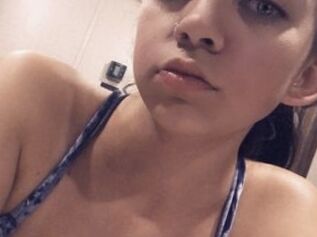 Vanessa_Voilet