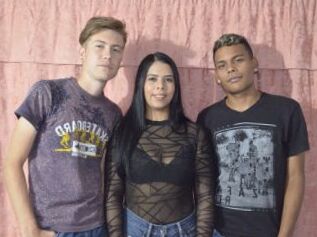 VioletaAnTwoBoysx