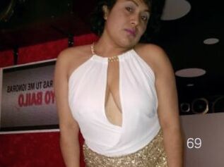 Vivian_naugthy69