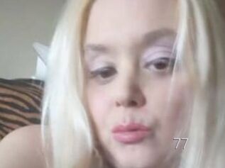 Wethotkitty77