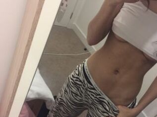 Wetpussay_