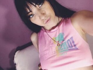 XxYoungAndSexyxX