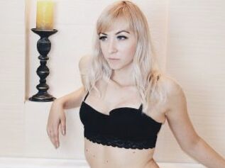 Xamazingholly